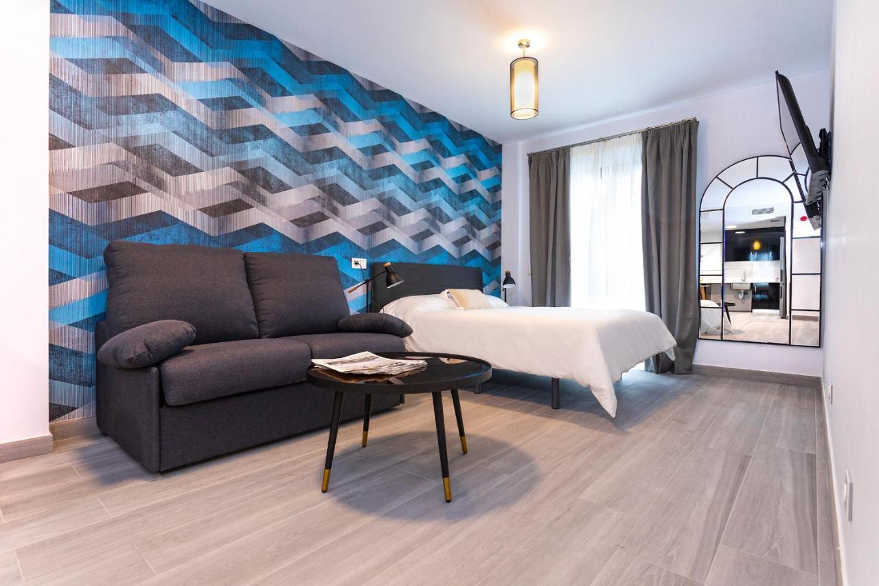 Malaga Rivas 34 Suites Homes Екстериор снимка